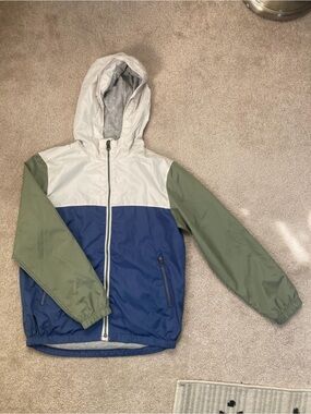 GAP Kids windbreaker with Navy Logo on Light Gray